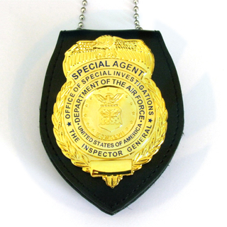 맞춤 제작 된 밝은 금도금 금속 상징 경찰 배지